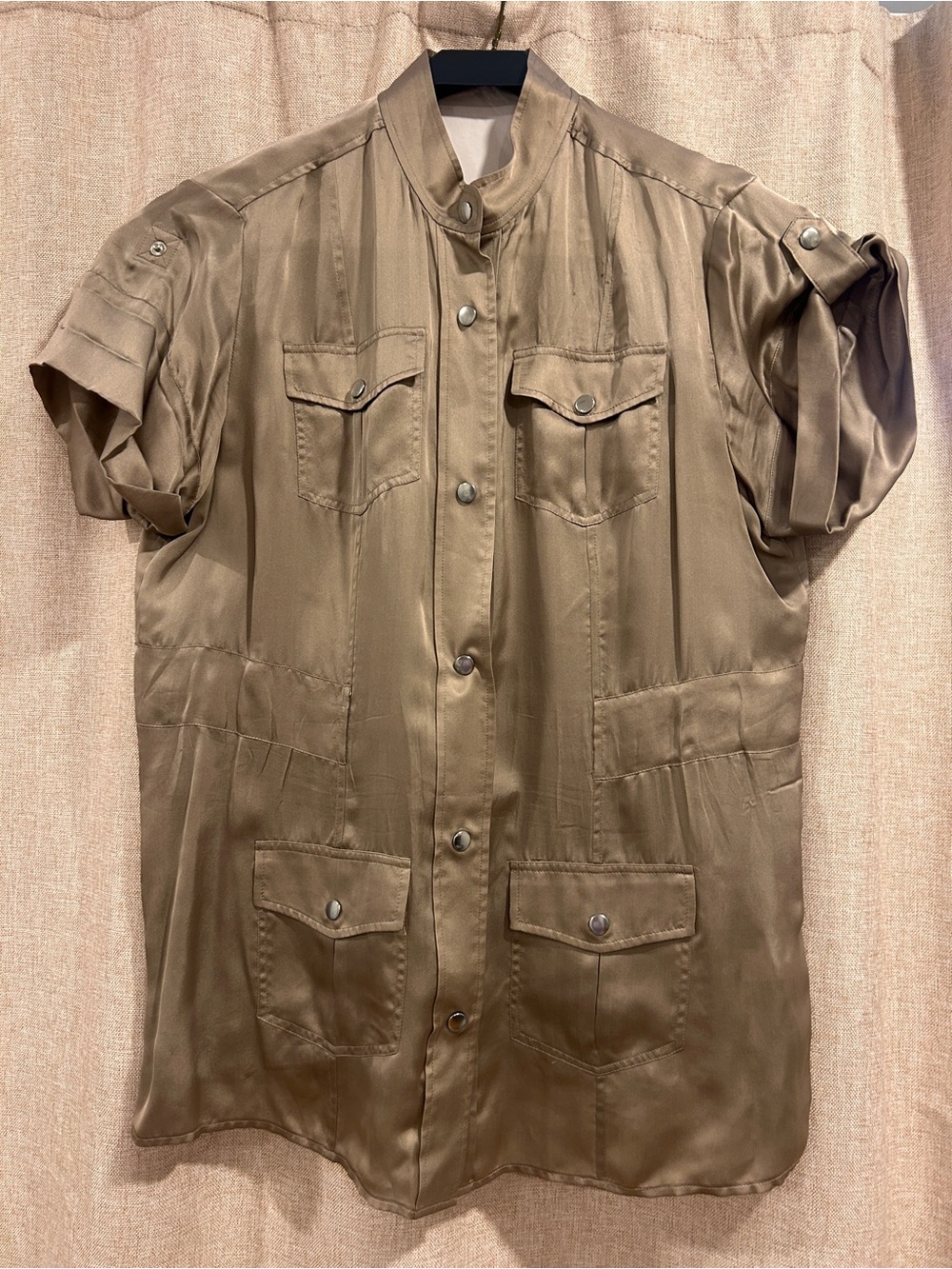 Women’s Short-Sleeve Utility Shirt  - silver